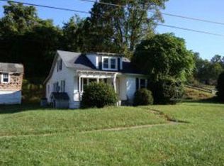 8135 Bent Mountain Rd, Roanoke, VA 24018