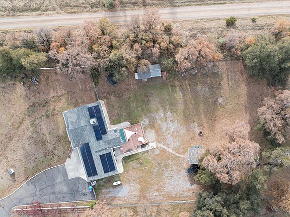 3rd image of 18275 Shelter Haven Ct