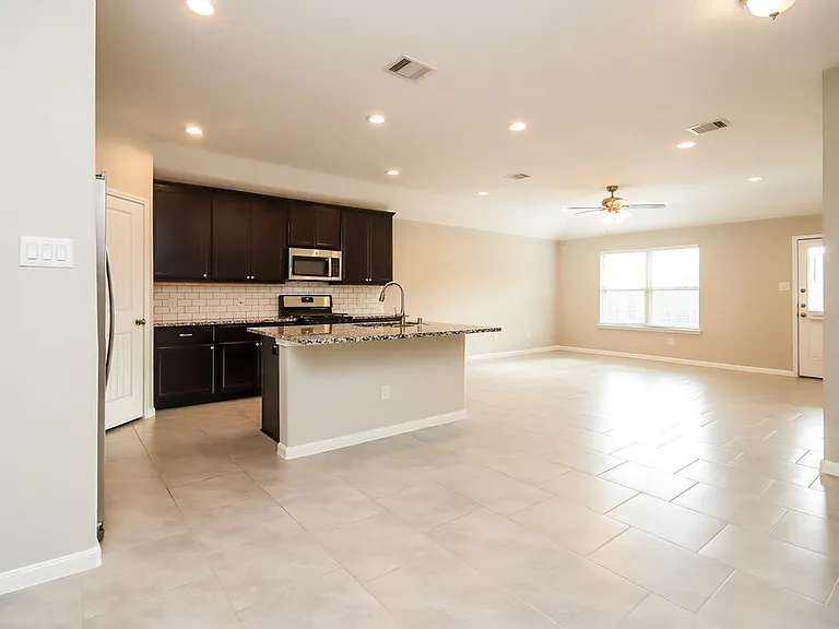 8419 Ideal Dr — Photo 3