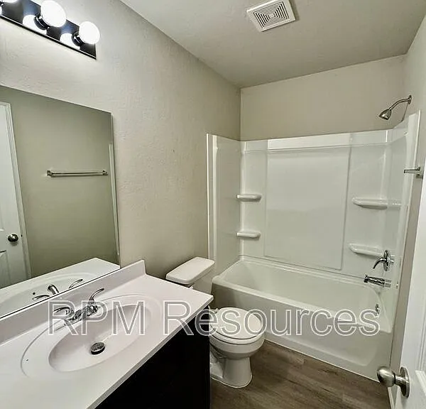 11728 Jude Way — Photo 17