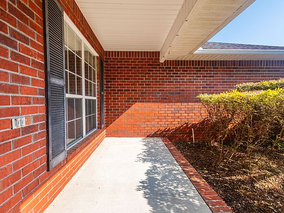 5th image of 1915 Crown Pointe Blvd