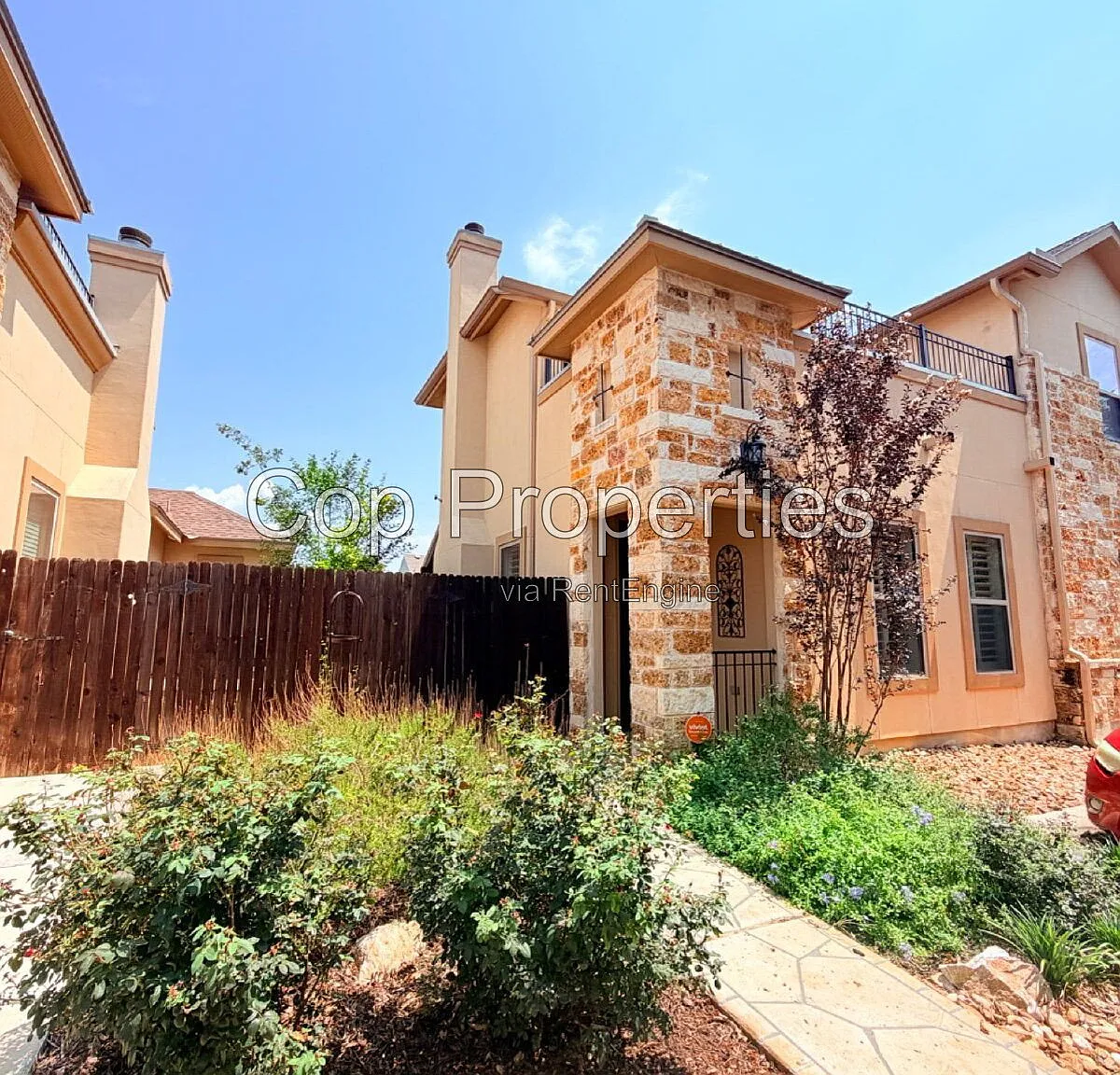 3 bed, 2.5 bath, $2,700 — Photo 1