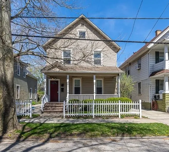 1018 Auburn Ave #DN — Photo 1