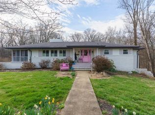 115 Golf Dr, Signal Mountain, TN 37377