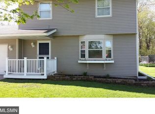 230 Valleyview St SW, New Prague, MN 56071
