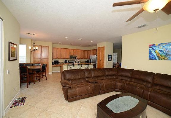 Home For Sale In Canyon Isles