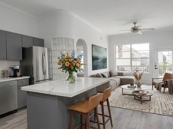 1441 East St Unit 212, Houston, TX 77007