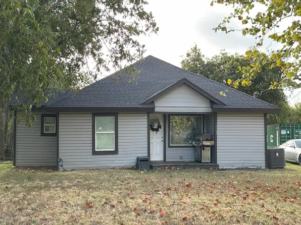 613 S Baugh St, Alvarado, TX 76009
