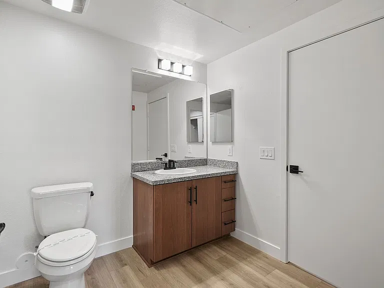Crest 850 — Photo 33