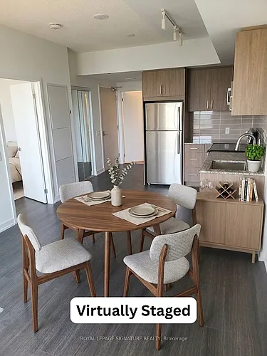 4010 Eglinton Ave W Photo 1