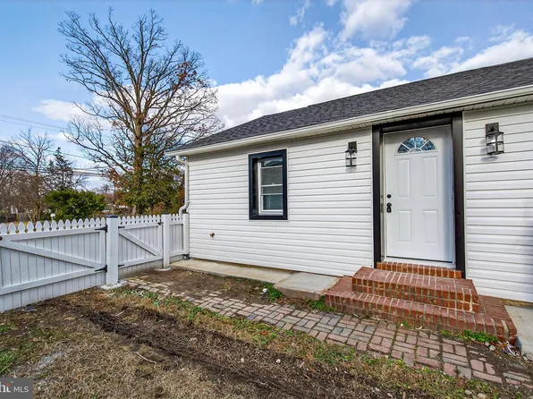 7631 Old Battle Grove Rd, Baltimore, MD 21222