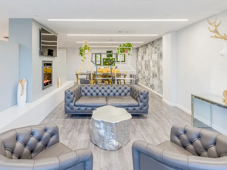 Nova Brighton Lobby