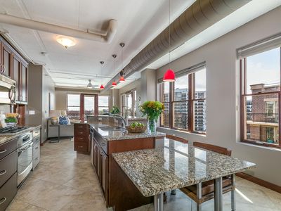 102 N Water St Unit 706, Milwaukee, WI, 53202