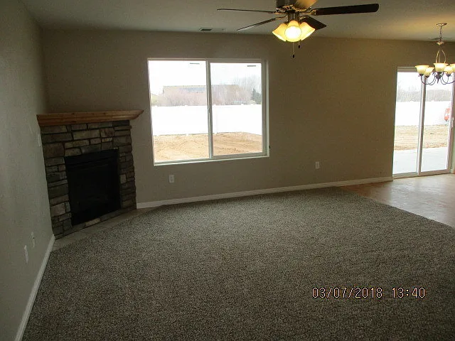 Move-In Discount!! 3 Bedroom 2.5 - Twin Home in Gemini Meadows — Photo 4