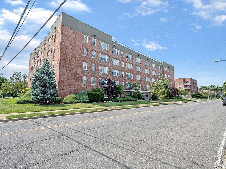 1st image of 280 GUY LOMBARDO Avenue #5L