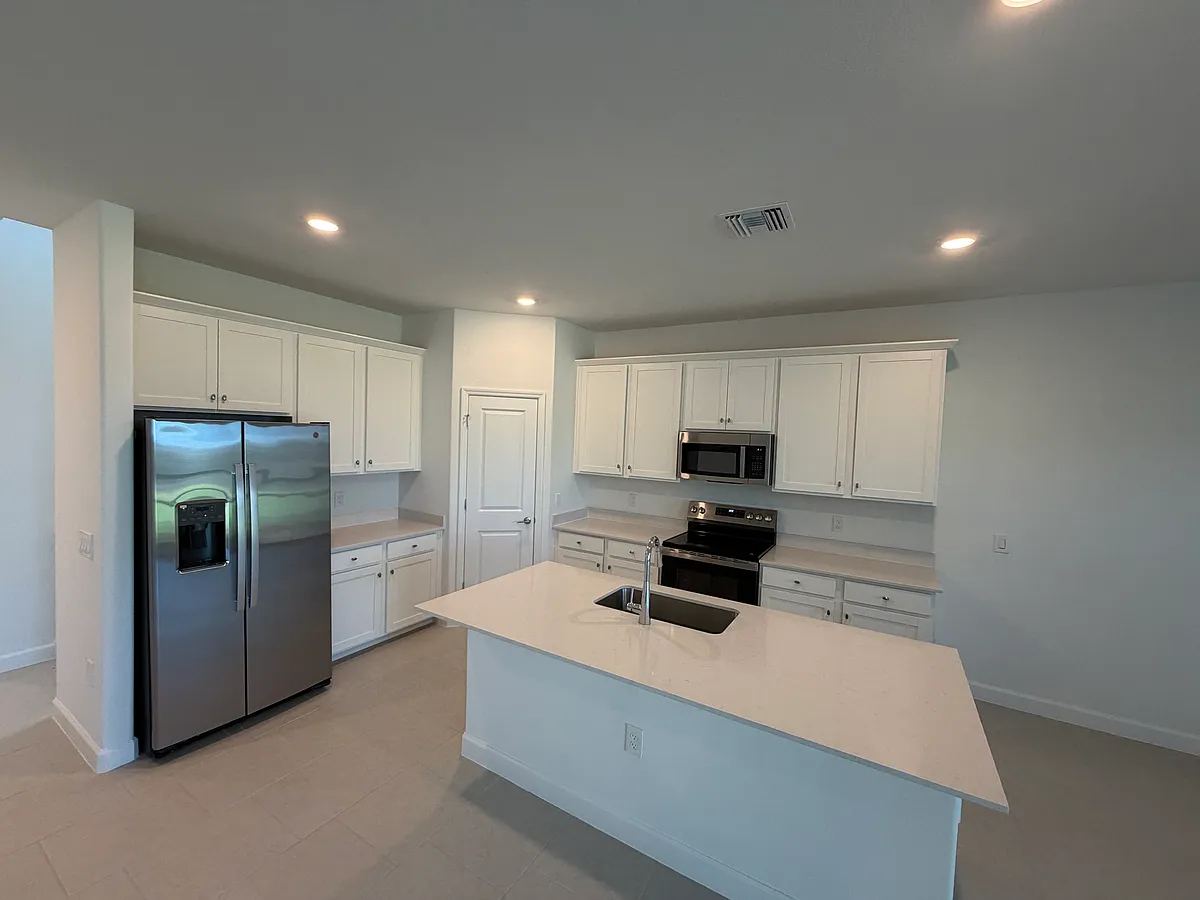 Building Photo - 15116 Palamos Cir