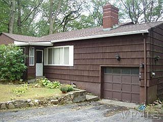 1st image of 805 Terrace Pl