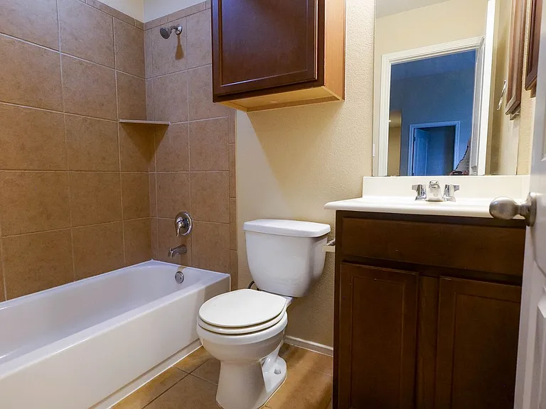 17208 Bridgefarmer Blvd — Photo 18