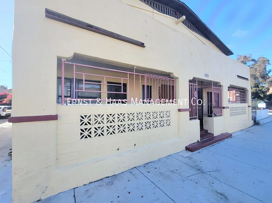 425 Daisy Ave — Photo 1