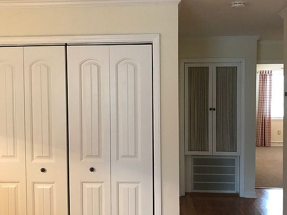 Laundry Hall