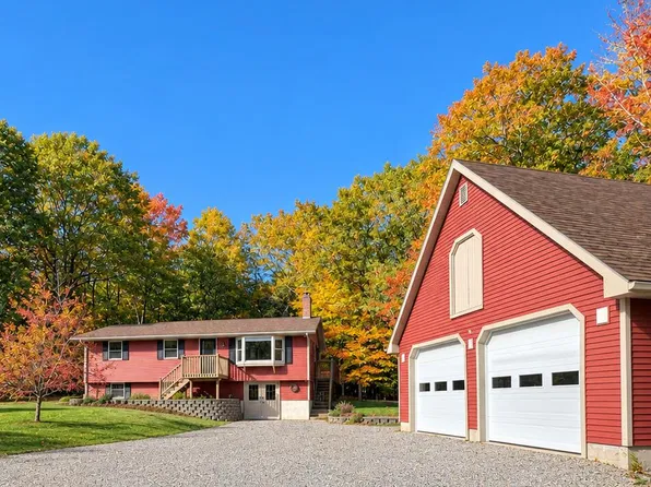 920 E Burrough Road, Bowdoin, ME 04287