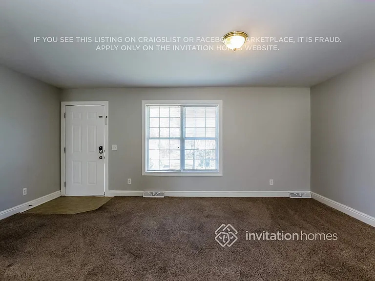 5217 Milhaven Ln — Photo 10