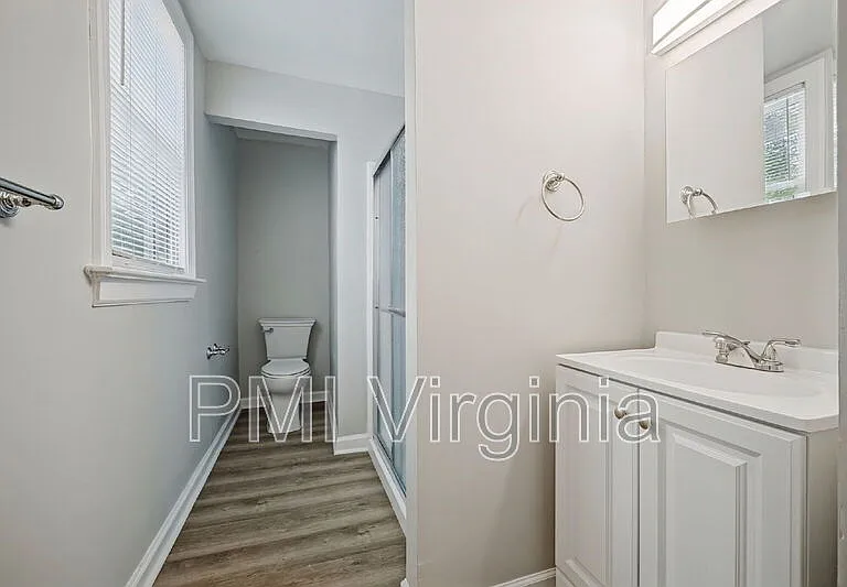 3407 Essex Cir — Photo 15