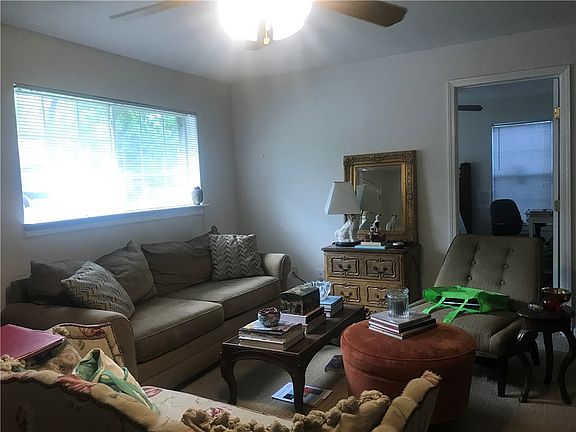 4th image of 5016 Avenue F