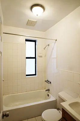 Rented by Bohemia Realty Group | media 12