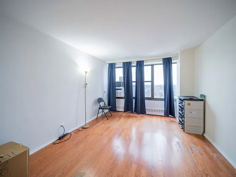 6030 N Sheridan Rd #2011 — Photo 7