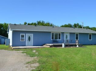 2320 SE 85th St, Berryton, KS 66409