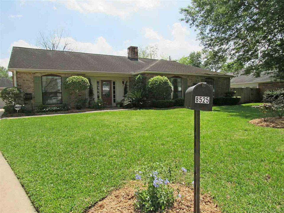 1st image of 8525 Evangeline Dr