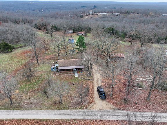 2nd image of 10176 Cypress Rd