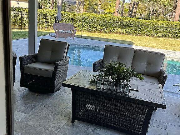 5th image of 2130 Deer Hollow Cir