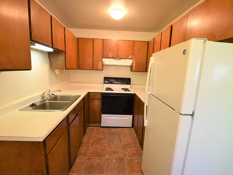 3150 Madison Ave — Photo 7