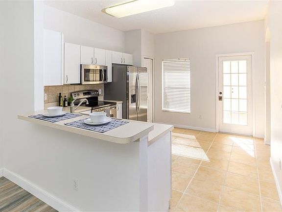 3rd image of 14428 Chinese Elm Dr