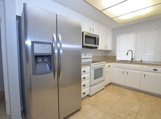 99 Kingston Ct W, Coronado, CA 92118