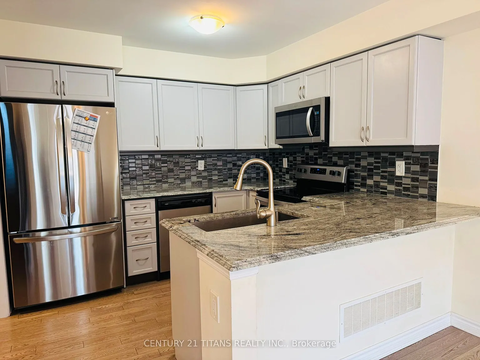 4 bed, $3,100 — Photo 2