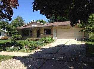 625 Harmony Hill Dr, Madison, WI 53714