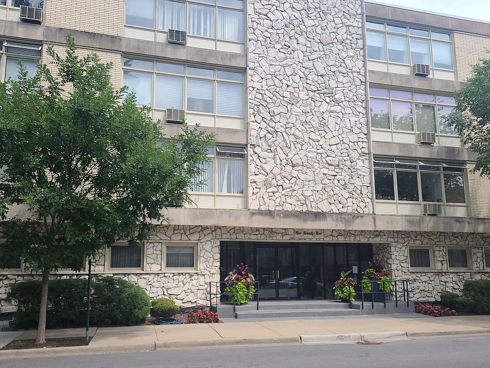 1st image of 222 N Marion St