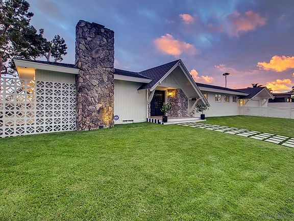 4th image of 3825 Coronado Ave