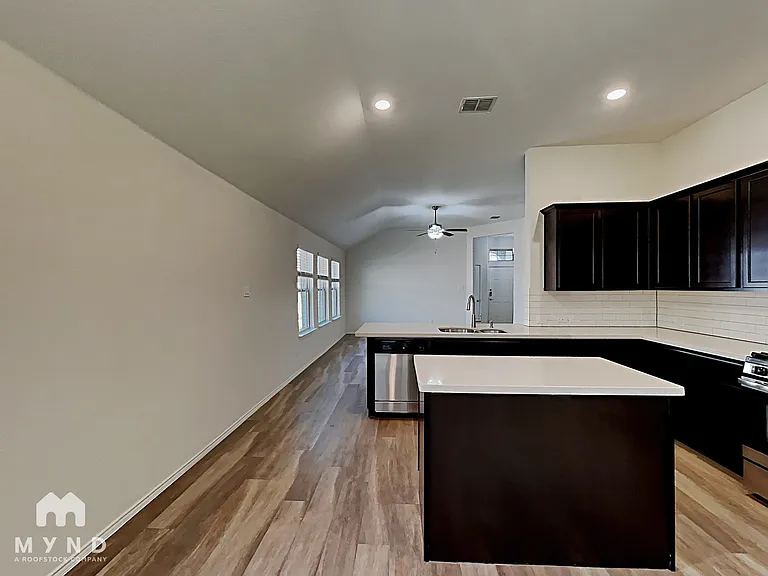 2436 Dolostone Dr — Photo 7