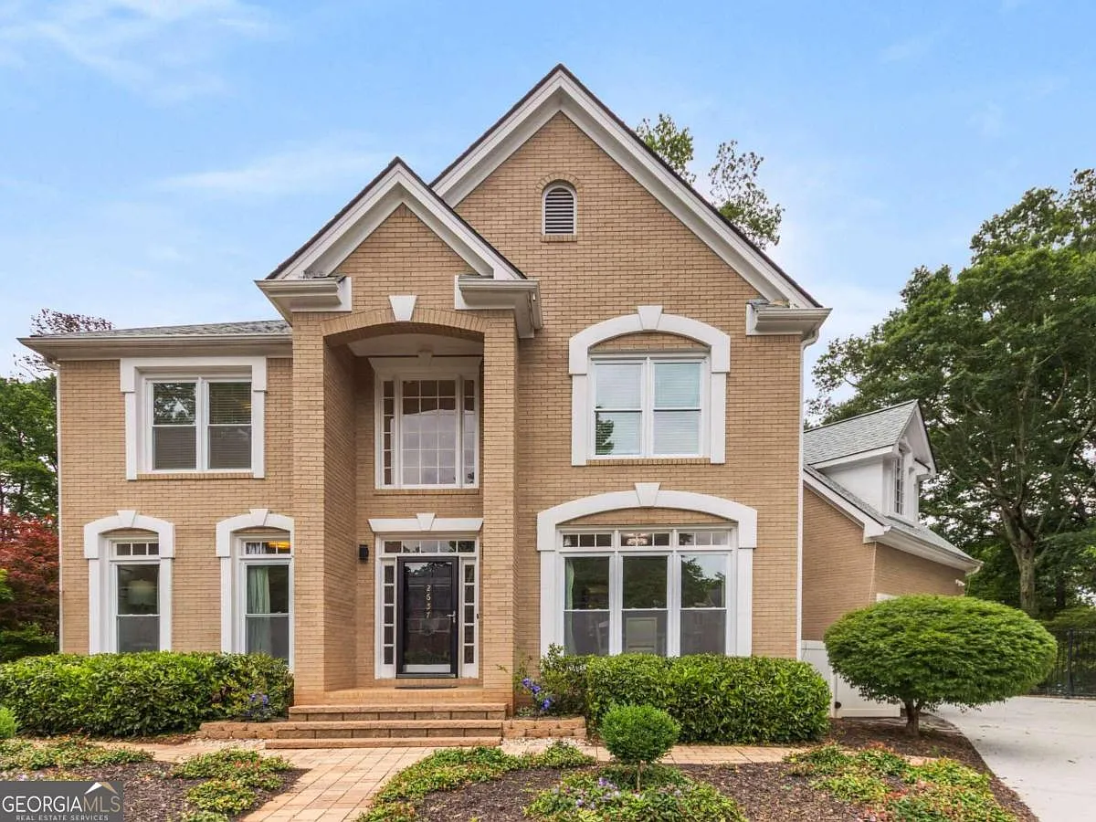2657 Danforth Ln photo 1