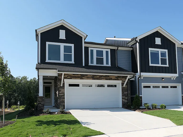117 Deardom Way — Photo 1