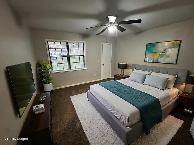 Oak Ridge Apartments — Photo 17