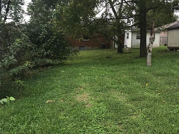 4th image of 109 Polk Ct