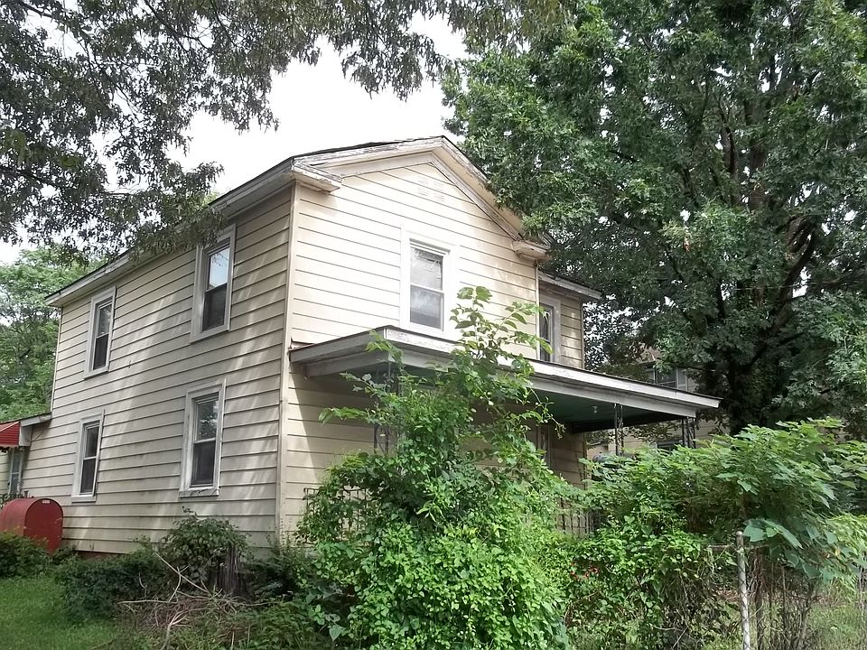 1st image of 2956 Campbell Ave