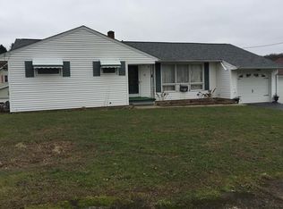18 Orchard St, Stoneboro, PA