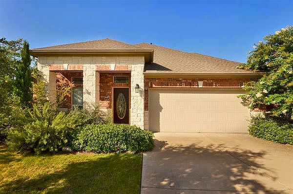 501 Purtis Creek Ln-small-001-Exterior Front 001-666x442-72d