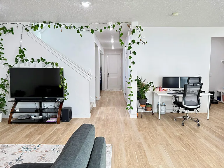 2591 N Velvet Moon Dr — Photo 6